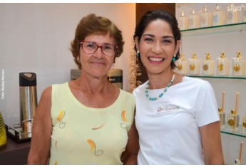 Nesta segunda-feira (12) foi reinaugurada a Pharmacia Chamomilla. A nova fase marca seus 35 anos em Adamantina, agora em novo espaço, no mesmo endereço (Foto: Maikon Moraes).