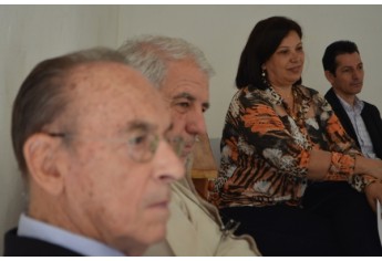 Entidades ligadas aos profissionais da educação cobram medidas do governo estadual (Foto: Acácio Rocha).