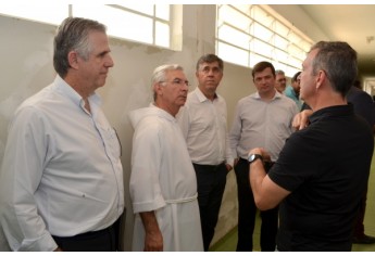 Frei Francisco, da Associação e Fraternidade São Francisco de Assis na Providência de Deus, é recebido em Adamantina (Foto: Maikon Moraes/Siga Mais).