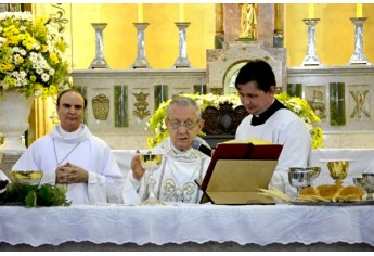 Missa celebra 80 anos do bispo emérito da Diocese de Marília, Dom Osvaldo Giuntini (Foto: Érica Montilha/Pascom Diocese).