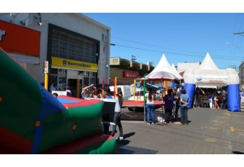 Dia de campanha para prevenção da doença renal em Adamantina (Foto: Acácio Rocha).
