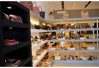 Loja A Baronesa Calçados, de Lucélia, apresenta novo conceito e surpreende consumidores (Foto: Siga Mais).