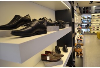 Loja A Baronesa Calçados, de Lucélia, apresenta novo conceito e surpreende consumidores (Foto: Siga Mais).