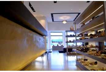 Loja A Baronesa Calçados, de Lucélia, apresenta novo conceito e surpreende consumidores (Foto: Siga Mais).