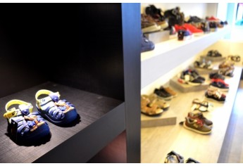 Loja A Baronesa Calçados, de Lucélia, apresenta novo conceito e surpreende consumidores (Foto: Siga Mais).