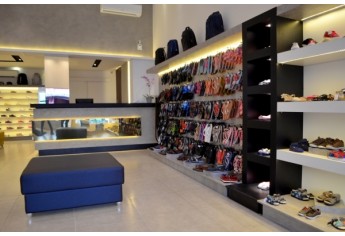 Loja A Baronesa Calçados, de Lucélia, apresenta novo conceito e surpreende consumidores (Foto: Siga Mais).