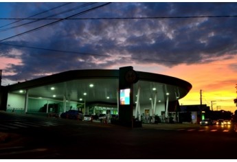 Auto Posto Cocipa trouxe novo conceito de serviços para o segmento, em Adamantina (Foto: Siga Mais).