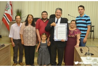 Em cerimônia marcada pela emoção, Passarinho recebe título de Cidadão Adamantinense