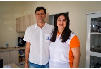 Renato Capobianco e Renata Tavante Capobianco ampliam investimentos do CENAIC e o Polo Anhanguera em Adamantina (Foto: Maikon Moraes).