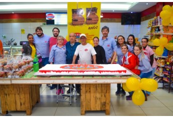 Comemorações dos 55 anos do Supermercado Godoy (Foto: Maikon Moraes/Siga Mais).