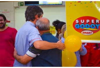 Comemorações dos 55 anos do Supermercado Godoy (Foto: Maikon Moraes/Siga Mais).