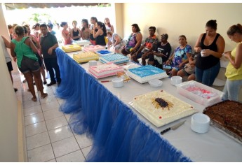 Festa para crianças é realizada há 30 anos, por iniciativa e liderança da administradora Vera Lúcia de Assunção (Foto: Maikon Moraes/Siga Mais).