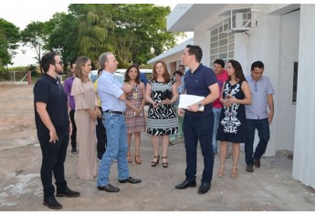 Ala do PAI Nosso Lar recebe nome de Henrique Prata