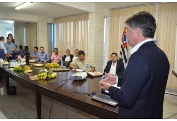 Comitiva com representantes de Honduras, El Salvador e Guatemala é recebida em Adamantina e conhece experiências locais voltadas à agricultura familiar (Foto: Siga Mais).