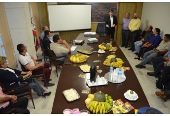 Comitiva com representantes de Honduras, El Salvador e Guatemala é recebida em Adamantina e conhece experiências locais voltadas à agricultura familiar (Foto: Siga Mais).