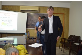 Comitiva com representantes de Honduras, El Salvador e Guatemala é recebida em Adamantina e conhece experiências locais voltadas à agricultura familiar (Foto: Siga Mais).