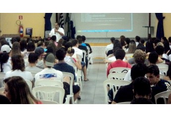 Semana Interna de Prevenção de Acidentes de Trabalho da Etec Amim Jundi, de Osvaldo Cruz (Foto: Cedida).