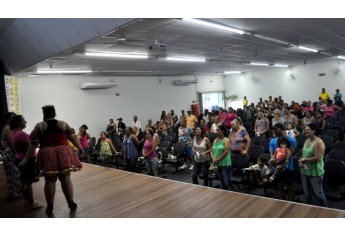 Projeto é desenvolvido pela Energisa e contempla consumidores inscritos na Tarifa Social (Foto: Ass. Imprensa da Prefeitura de Adamantina).