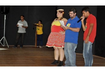 Projeto é desenvolvido pela Energisa e contempla consumidores inscritos na Tarifa Social (Foto: Ass. Imprensa da Prefeitura de Adamantina).