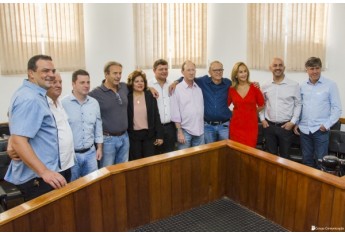 Clique para adicionar uma legendaPresidente estadual do DEM é recebido em Adamantina e oficializa nova composição da Provisória Municipal do partido (Foto: Fernando Sato/Coruja Comunicação).