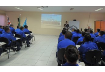 Major PM Nelson Ezequiel da Silva que também palestrou para os soldados (Foto: Cedida/Polícia Militar).