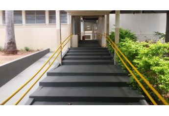 EMEF Teruyo Kikuta recebe pintura nas salas e espaços de convivência coletiva