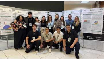 Alunos e professoras de medicina da FAI participam de encontro da Unesp Botucatu
