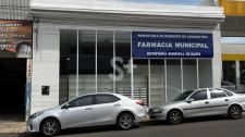 Após consumir R$ 120 mil em aluguel, nova farmácia municipal exigirá R$ 168 mil em obra elétrica
