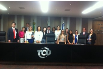 Estudantes visitaram a sede do Tribunal de Contas da União (TCU) em Brasília (Foto: Arquivo Pessoal).