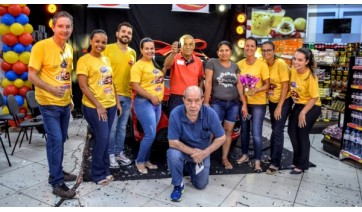 Morador de Mariápolis ganha um Fiat Mobi 0 km na promoção do Supermercado Godoy