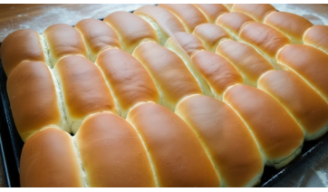 Merenda municipal suspende produção própria de pães e licita fornecedor por R$ 208 mil