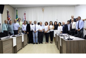 Câmara Municipal prestou homenagem ao Rotary Club de Adamantina pelo Dia do Rotariano (Foto: Assessoria de Imprensa).
