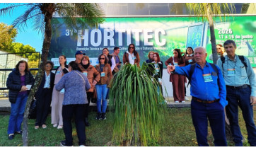 Em caravana do Sebrae, produtores e empresários de Adamantina participam da Hortitec em Holambra