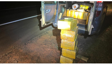 Polícia Rodoviária apreende mais de meia tonelada de maconha na SP-425, em Parapuã