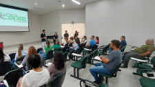 Capaz reúne empresas parceiras e passa orientações sobre regras de contratos de aprendizagem