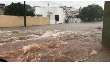 Encontro em Adamantina debate plano de contingência para chuvas de verão e gestão de desastres