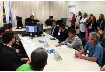 Audiência na Vara do Trabalho de Adamantina foi presidida pela juíza Vanessa Maria Sampaio Villanova Matos, da Central de Conciliação Oeste de Presidente Prudente (Foto: Siga Mais).