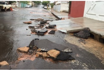 Região do cruzamento da Rua Joaquim Nabuco com a Alameda Santa Cruz (Fotos: Siga Mais).