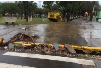 Chuvas ampliam e agravam problemas no Parque dos Pioneiros
