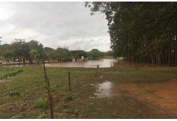 Chuvas ampliam e agravam problemas no Parque dos Pioneiros