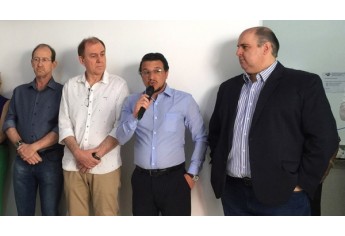 Dirigentes da UniFAI, professores, estudantes, funcionários e autoridades marcam presença na inauguração do Ambulatório de Ensino de Especialidades Médicas da UnIFAI (Foto: Cedida).