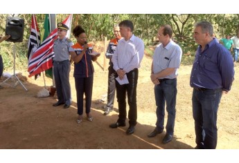 Coronel PM Helena dos Santos Reis, Secretária Chefe da Casa Militar e Coordenadora Estadual de Defesa Civil fez a entrega da obra em Adamantina, sendo recebida pelas autoridades locais (Foto: Siga Mais).