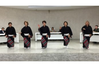 Apresentações culturais marcaram a memória da tradição japonesa (Foto: Siga Mais).