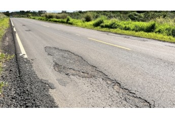 Vicinal do Salto Botelho: novo recape de R$ 21,7 milhões tem dezenas de pontos críticos e crateras