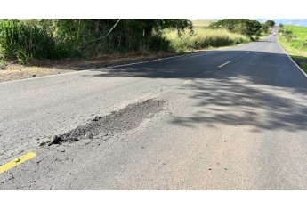 Vicinal do Salto Botelho: novo recape de R$ 21,7 milhões tem dezenas de pontos críticos e crateras