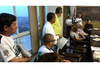 Lançada a campanha Imposto de Renda do Bem, que visa arrecadar doações dedutíveis no IR, para investimentos em programas com crianças, adolescentes e idosos (Foto: Siga Mais).