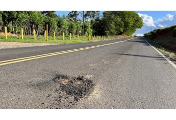 Vicinal do Salto Botelho: novo recape de R$ 21,7 milhões tem dezenas de pontos críticos e crateras