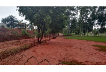 Início das obras preliminares foram interrompidas em razão das chuvas, e causam transtornos a quem utiliza o local, pela Ponte do Caldeira (Foto: Andrey Cíceri/Cedida).