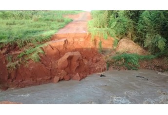 Prefeitura reconstrói sete pontes rurais nos primeiros meses do ano. (Foto: Assessoria de Imprensa)