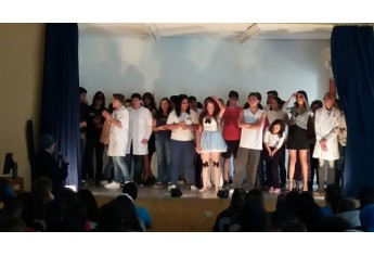 Estudantes da Etec Amim Jundi usam teatro para contextualizar aprendizado (Foto: Da Assessoria).